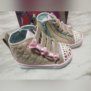 Toddler size 5 sketchers twinkle toes